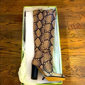 Sam Edelman Snake Print Knee High Boots! Size 9.5